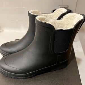 J.Crew Sherpa lined Chelsea rain boots